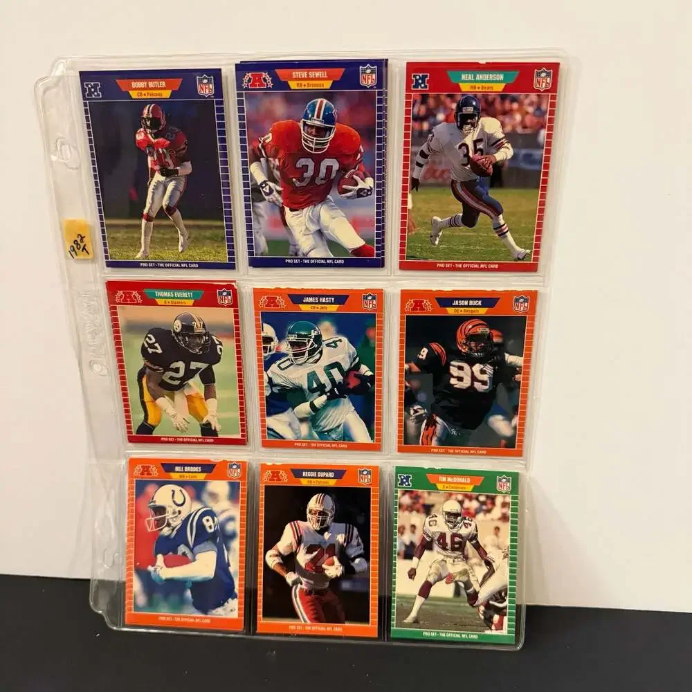 Lot of 60 1989 Pro‎ Set NFL Football Cards Including Marcus Allen and Stars